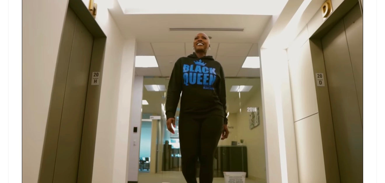 BLACK QUEEN HOODIE